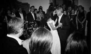 乔治阿玛尼西装