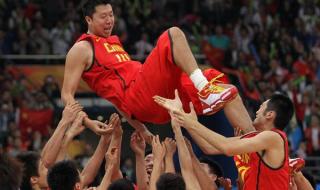 易建联几岁进入cba